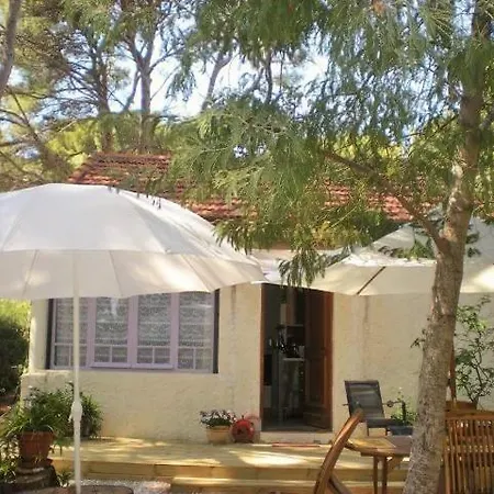 A 50 M De La Mer, Acces En Face De La Maison * La Seyne-sur-Mer